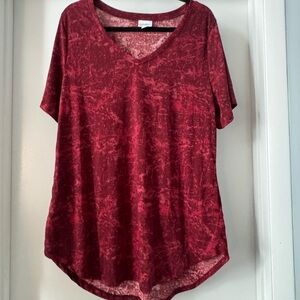 LuLaRoe Iris Marbled Red Short Sleeve Top
